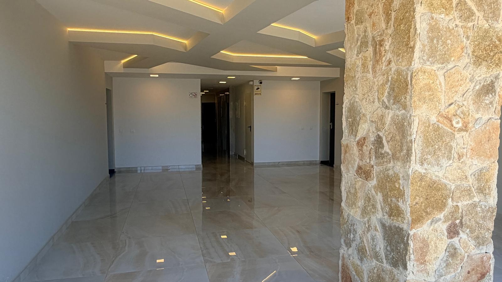 For sale - 3 Bedroom 2 Bathroom Apartment / Flat in Torrevieja - Los altos  - Alicante