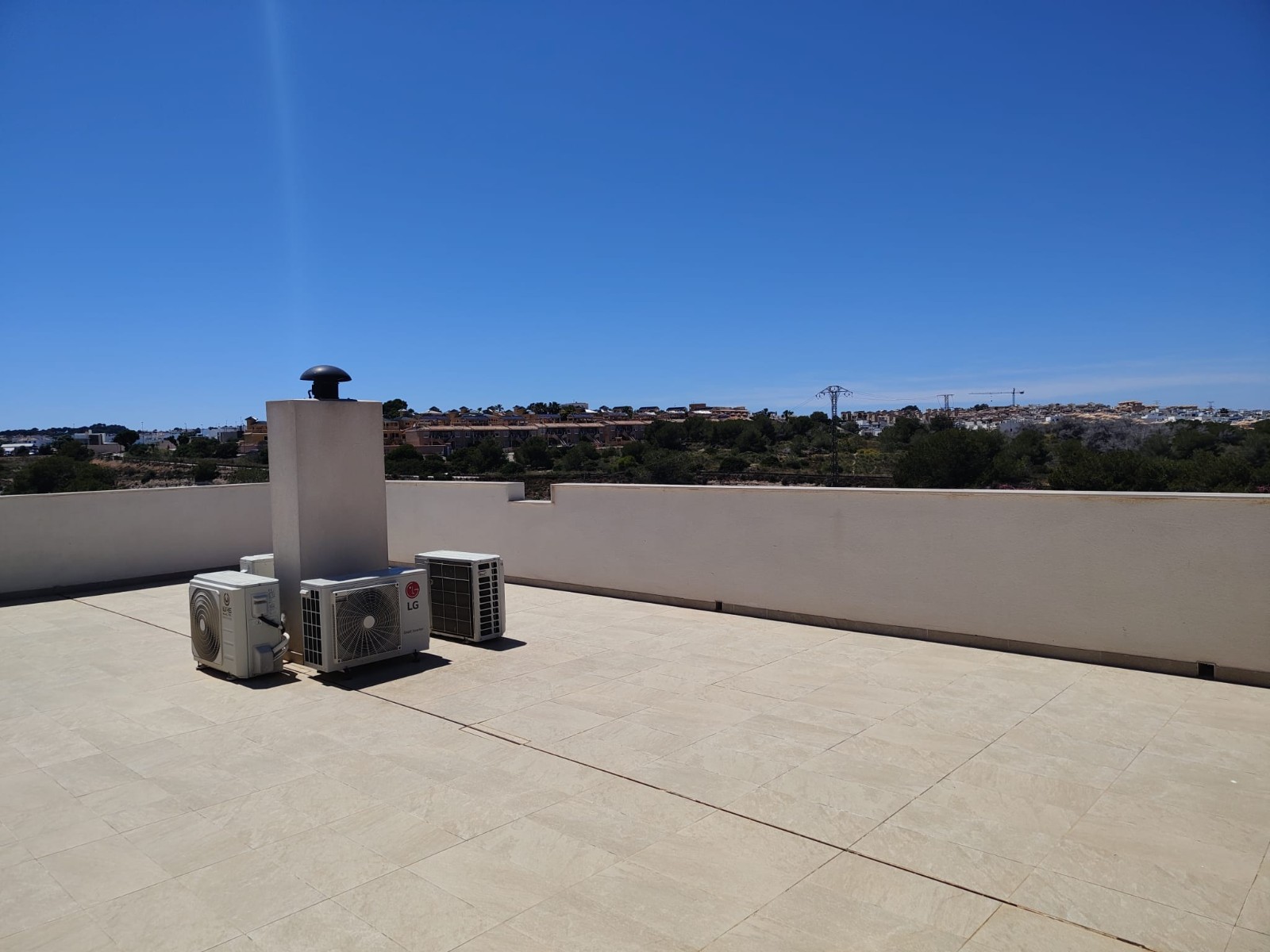 For sale - 3 Bedroom 2 Bathroom Apartment / Flat in Torrevieja - Los altos  - Alicante