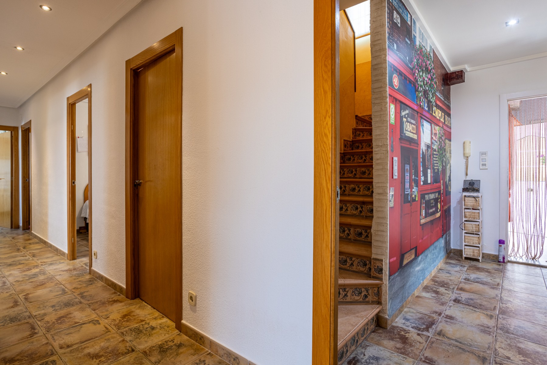 For sale - 5 Bedroom 3 Bathroom Detached Villa in Elche - La Hoya  - Alicante