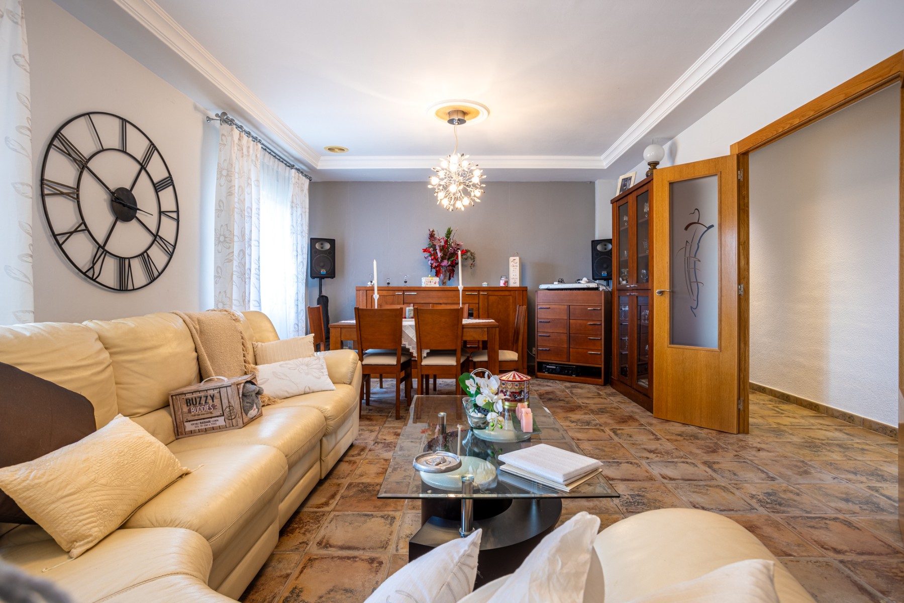For sale - 5 Bedroom 3 Bathroom Detached Villa in Elche - La Hoya  - Alicante