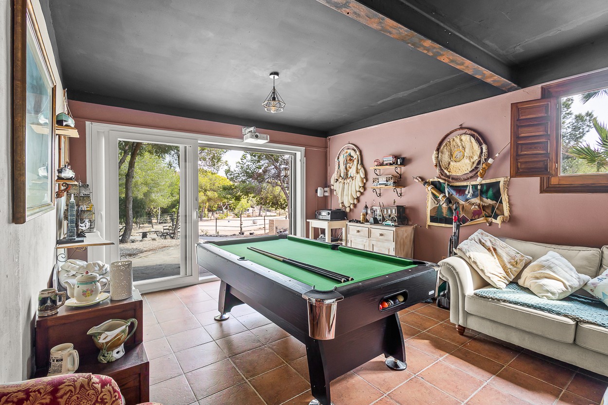 For sale - 4 Bedroom 2 Bathroom Country Property/Finca in Torremendo - Torremendo  - Alicante