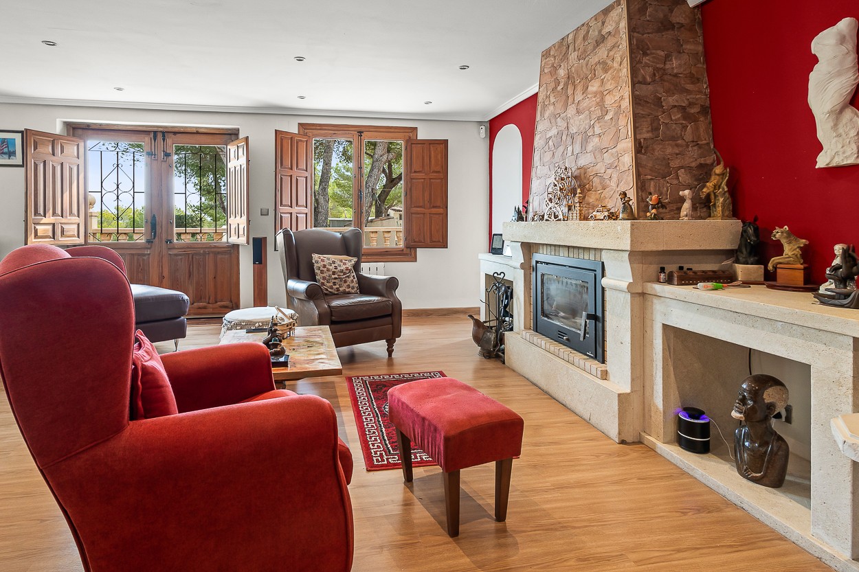 For sale - 4 Bedroom 2 Bathroom Country Property/Finca in Torremendo - Torremendo  - Alicante
