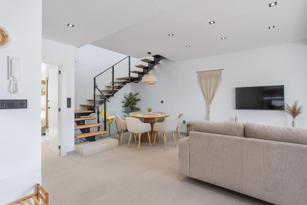 For sale - 3 Bedroom 2 Bathroom Detached Villa in Dolores - Dolores  - Alicante