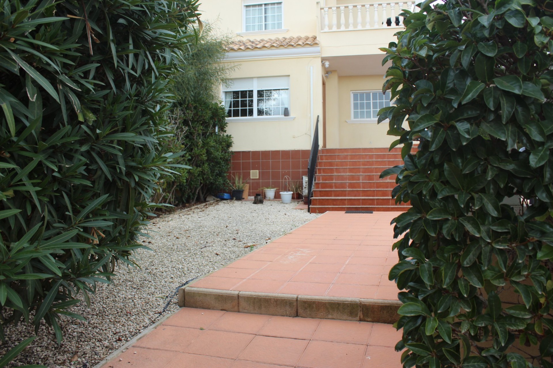 For sale - 3 Bedroom 2 Bathroom Semi-Detached in Algorfa - Montemar  - Alicante
