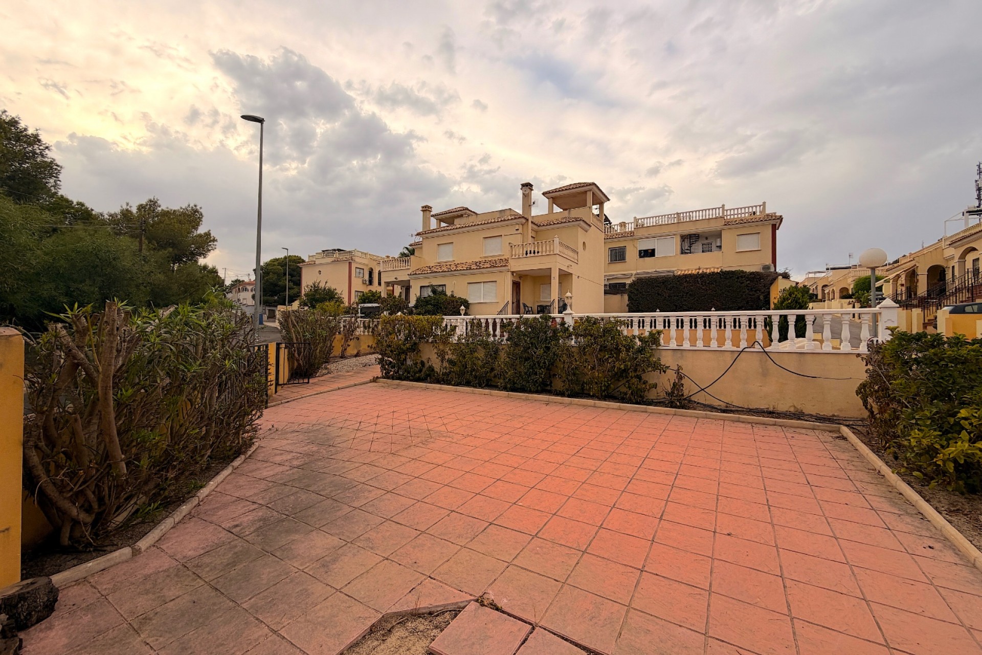 For sale - 3 Bedroom 2 Bathroom Semi-Detached in Algorfa - Montemar  - Costa Blanca (Alicante)