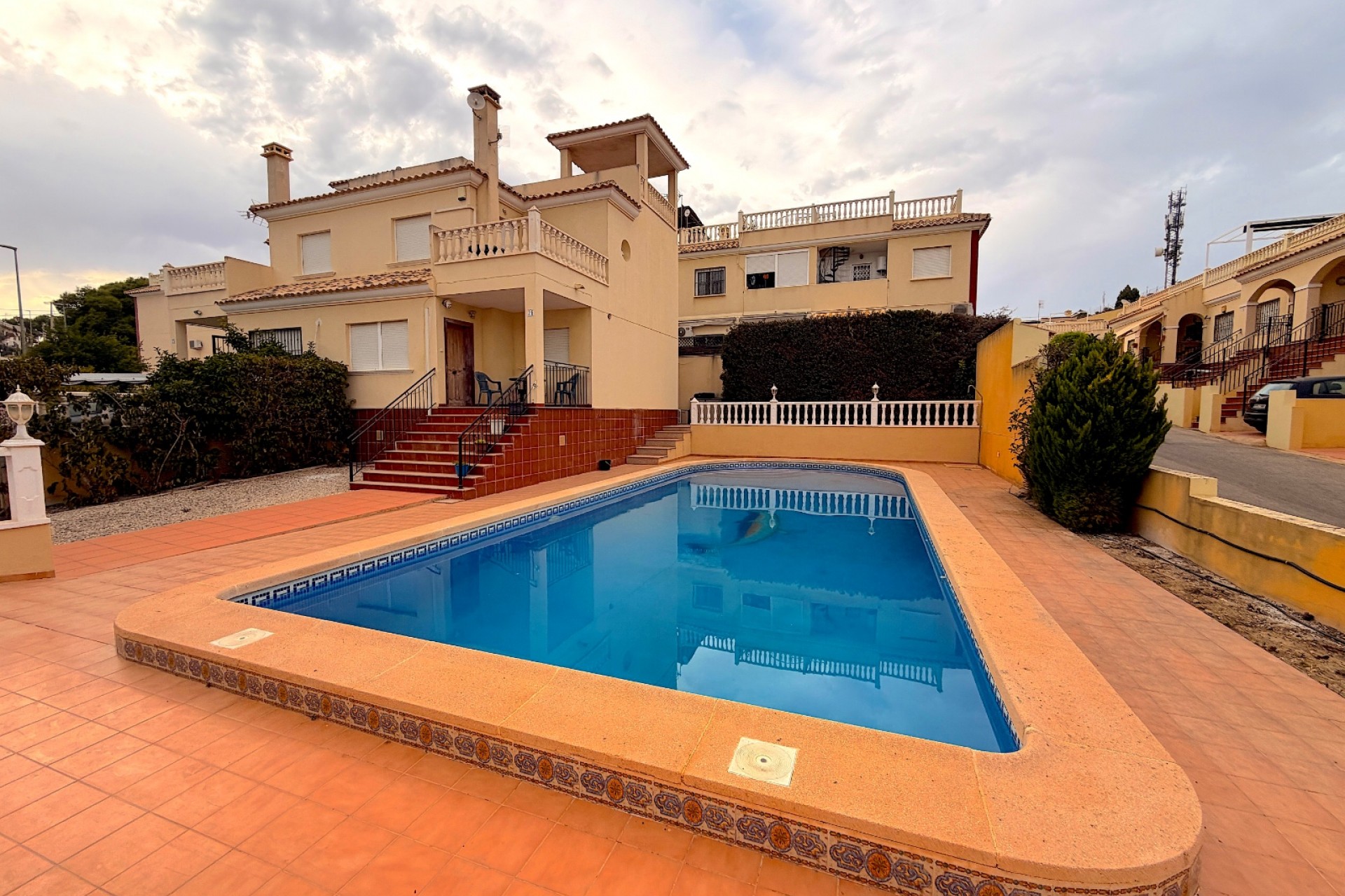 For sale - 3 Bedroom 2 Bathroom Semi-Detached in Algorfa - Montemar  - Costa Blanca (Alicante)