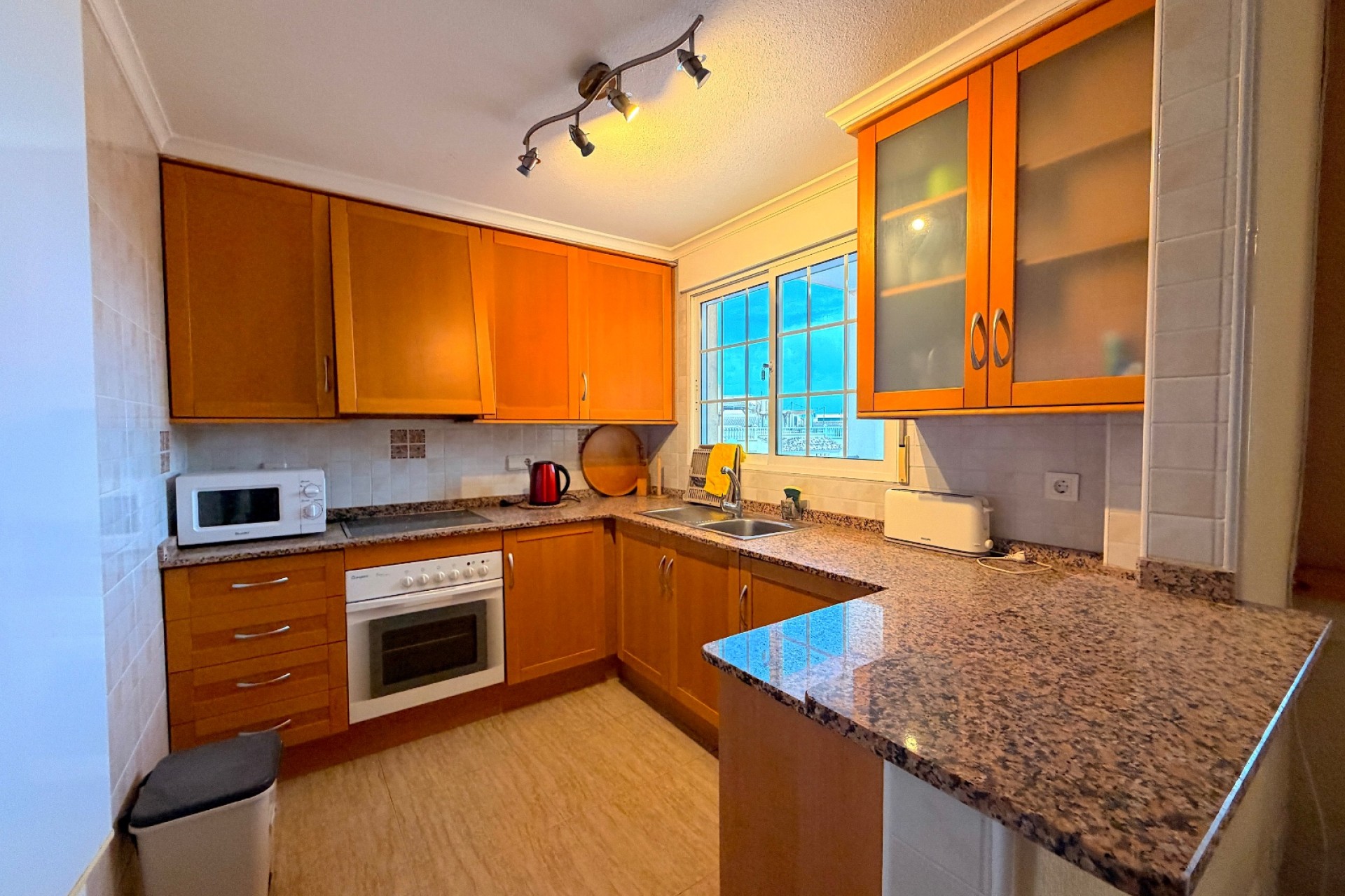 For sale - 3 Bedroom 2 Bathroom Semi-Detached in Algorfa - Montemar  - Costa Blanca (Alicante)