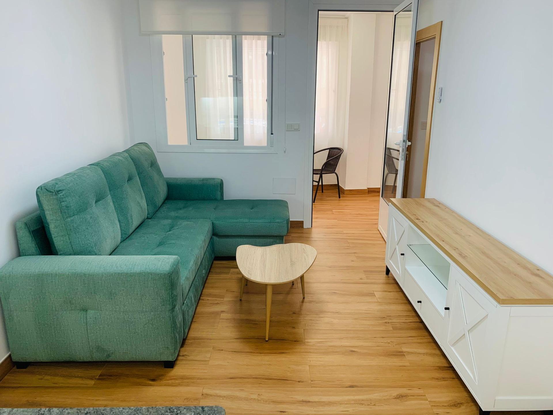 For sale - 2 Bedroom 2 Bathroom Apartment in Torrevieja - Playa Del Cura  - Alicante