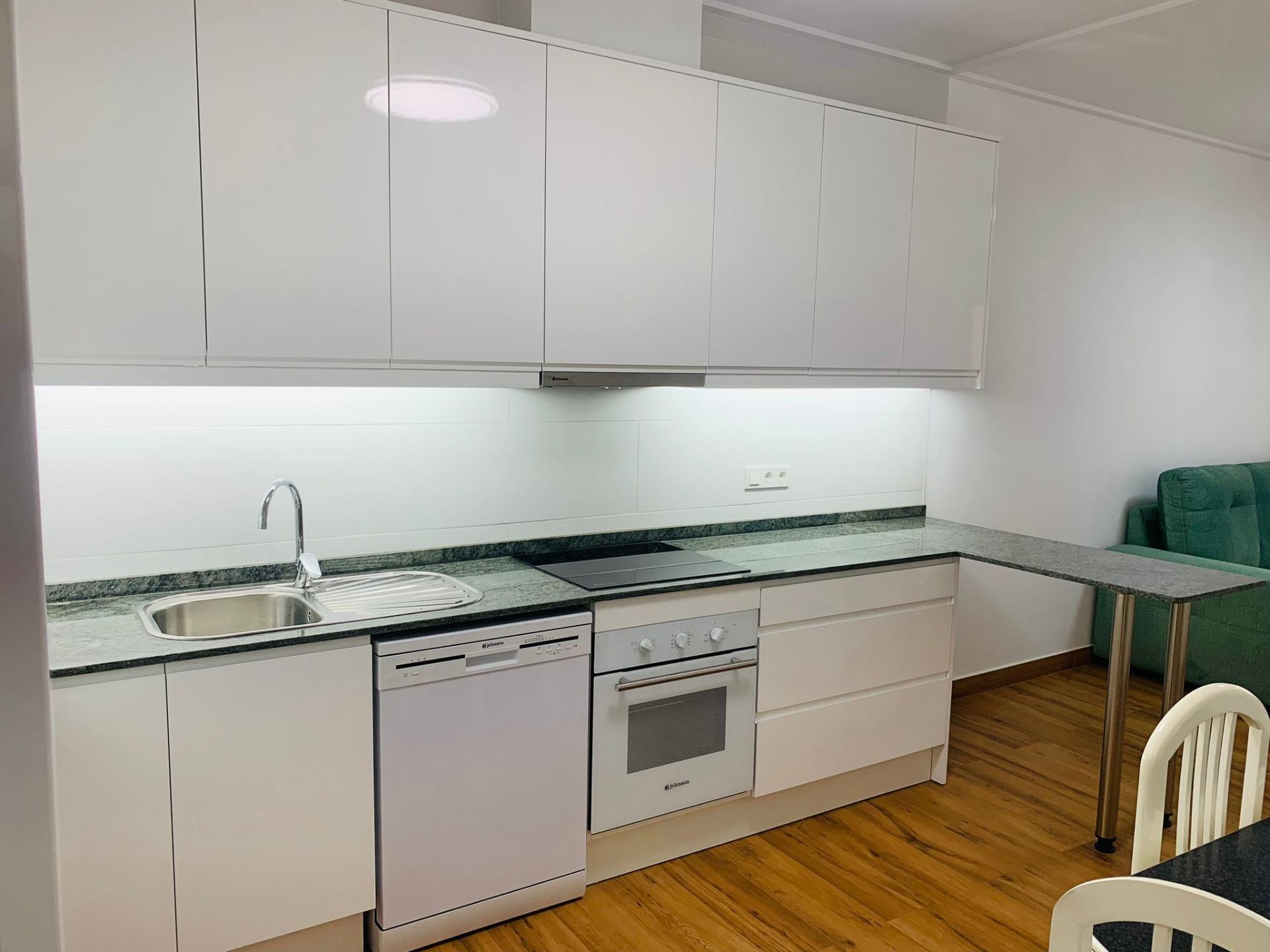 For sale - 2 Bedroom 2 Bathroom Apartment in Torrevieja - Playa Del Cura  - Alicante