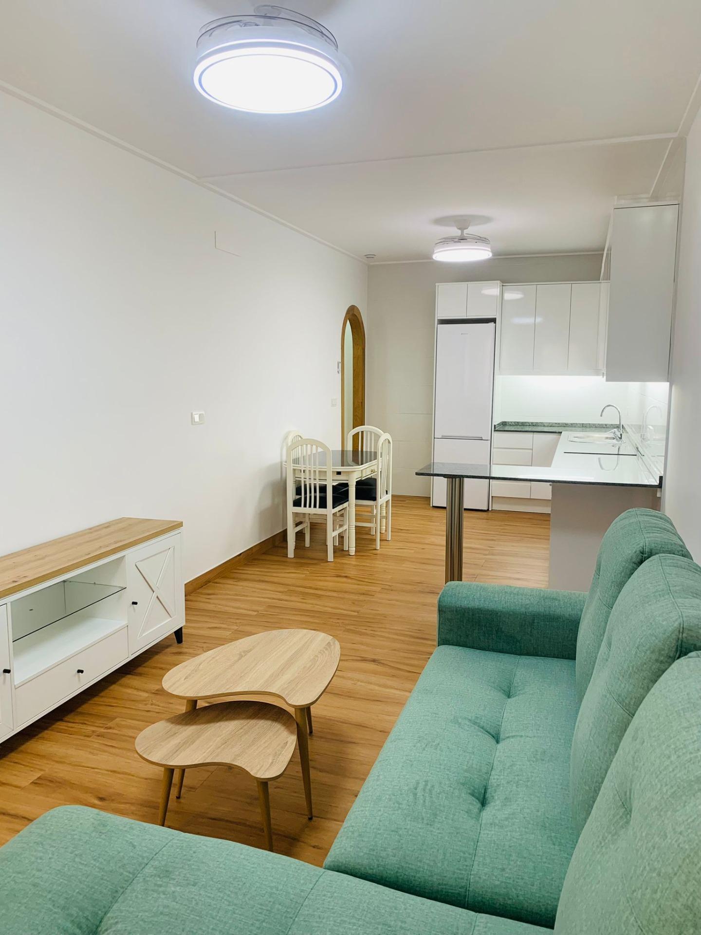 For sale - 2 Bedroom 2 Bathroom Apartment in Torrevieja - Playa Del Cura  - Alicante