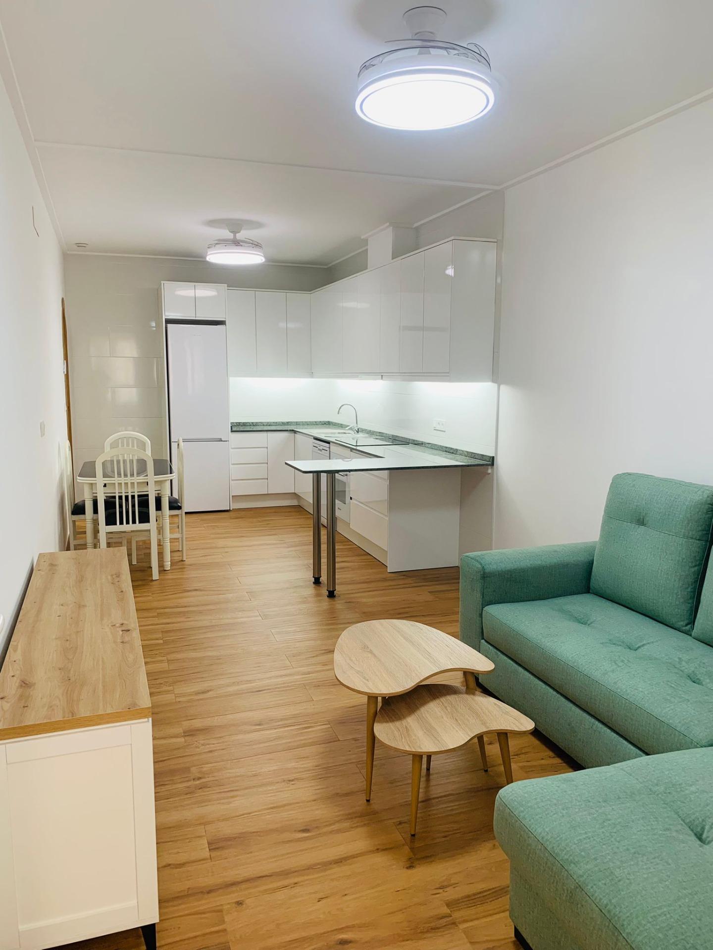For sale - 2 Bedroom 2 Bathroom Apartment in Torrevieja - Playa Del Cura  - Alicante