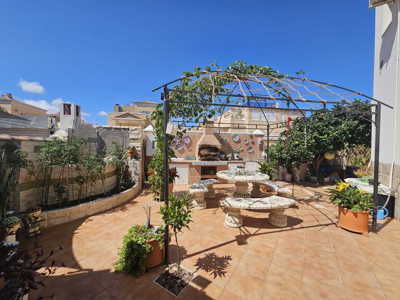 For sale - 3 Bedroom 2 Bathroom Villa in Torrevieja - Torre Del Moro  - Alicante