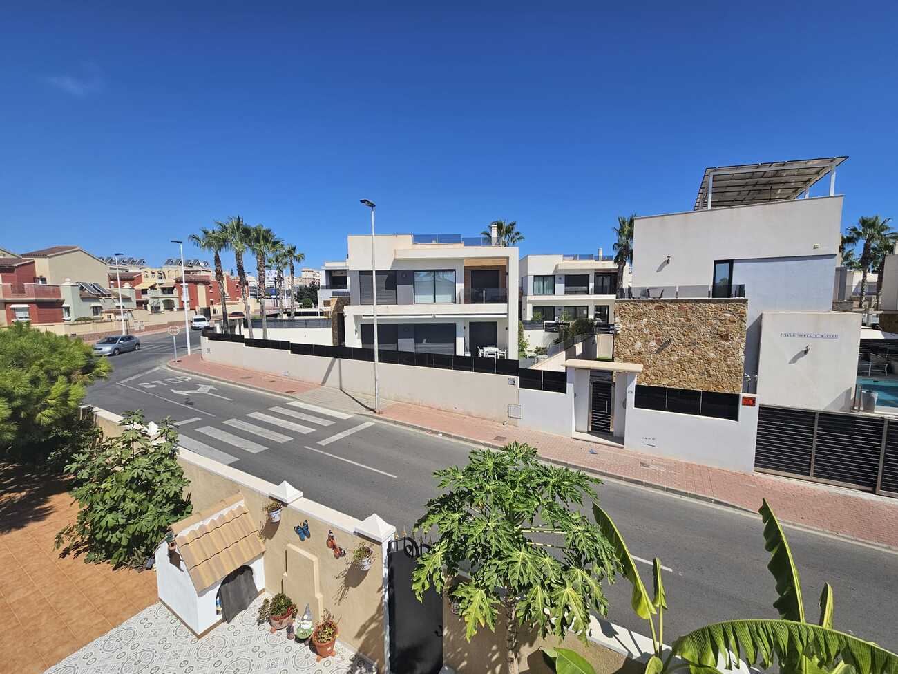For sale - 3 Bedroom 2 Bathroom Villa in Torrevieja - Torre Del Moro  - Alicante
