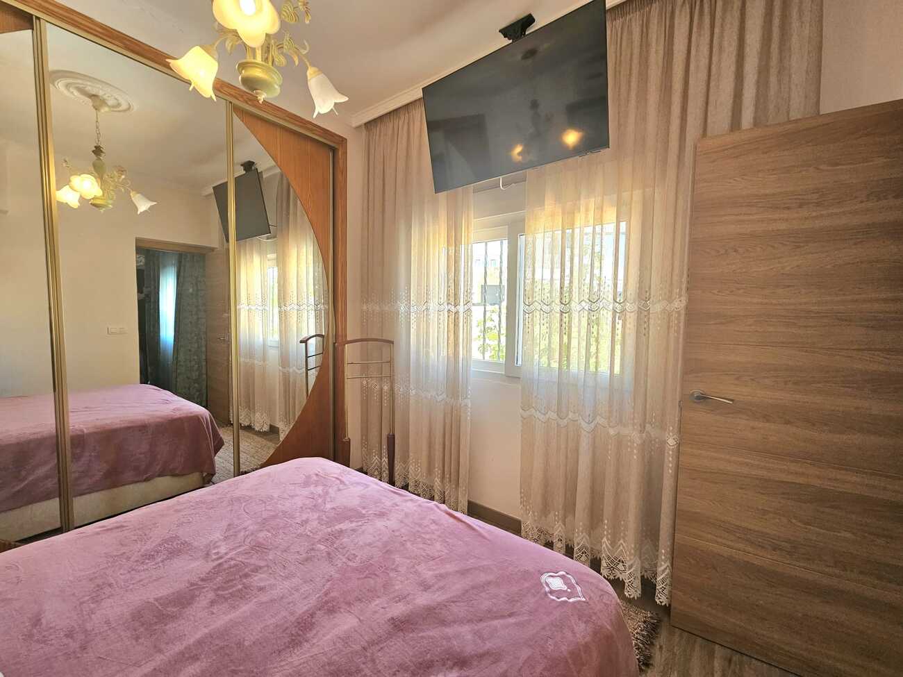 For sale - 3 Bedroom 2 Bathroom Villa in Torrevieja - Torre Del Moro  - Alicante