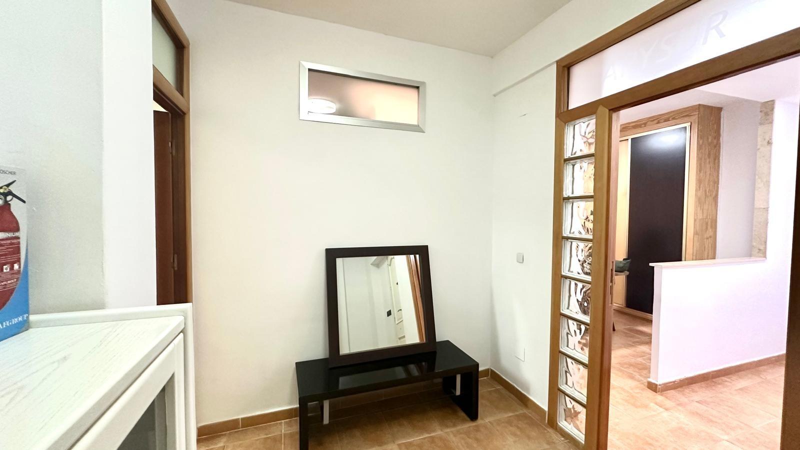 For sale - 4 Bedroom 1 Bathroom Apartment in Torrevieja - Torrevieja  - Alicante