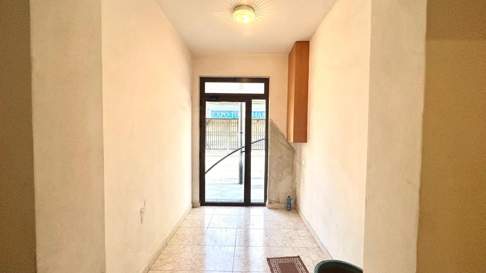 For sale - 4 Bedroom 1 Bathroom Apartment in Torrevieja - Torrevieja  - Alicante