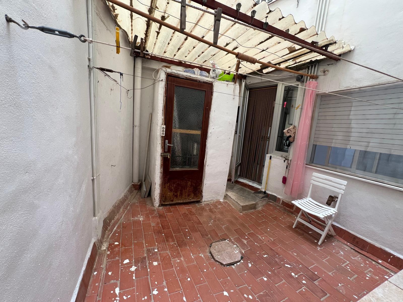 For sale - 3 Bedroom 2 Bathroom Apartment in Torrevieja - Playa Del Cura  - Alicante