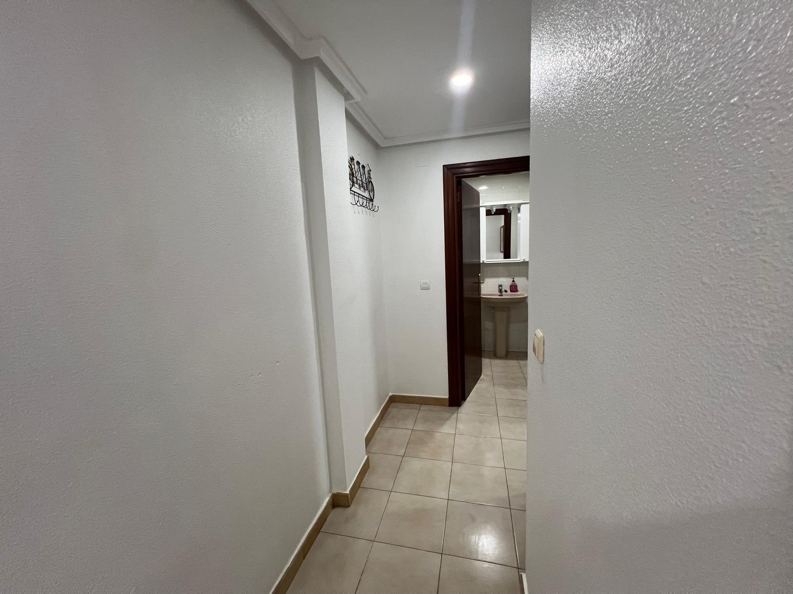 For sale - 3 Bedroom 2 Bathroom Apartment in Torrevieja - Playa Del Cura  - Alicante