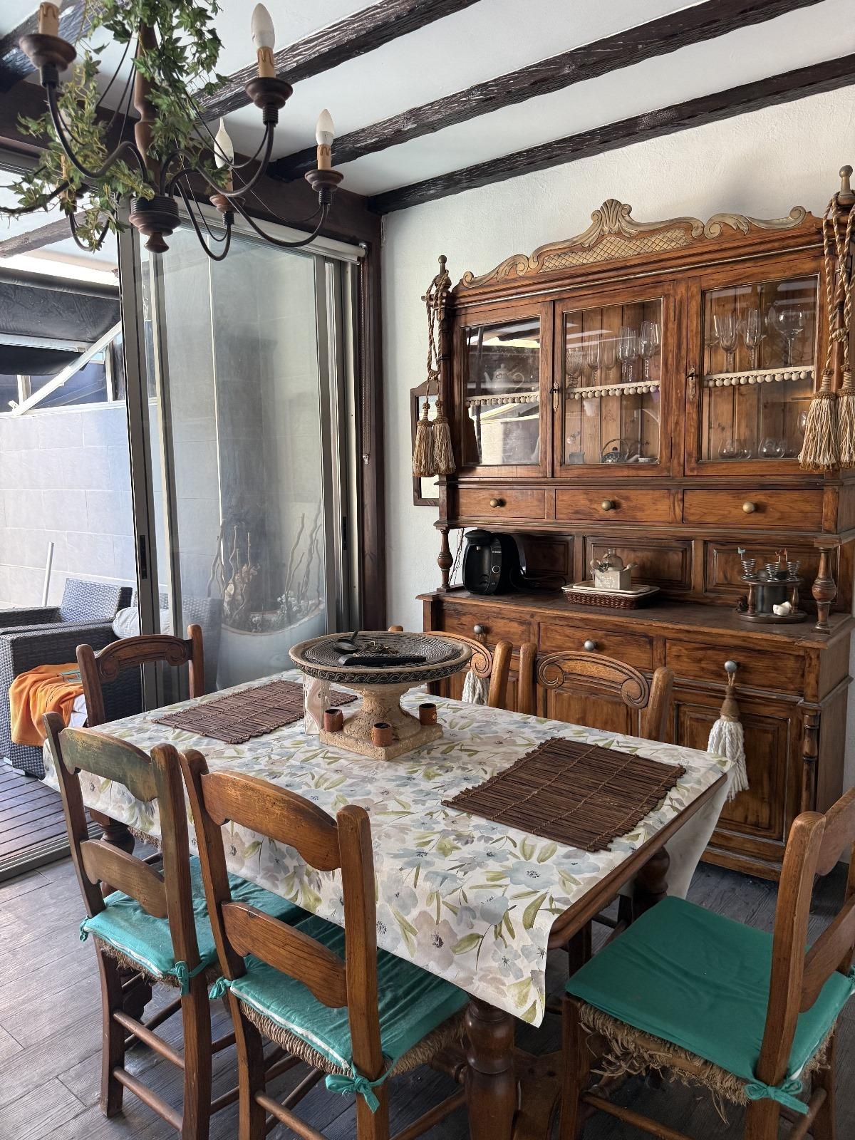 For sale - 4 Bedroom 2 Bathroom Town House in Torrevieja - Torrevieja  - Alicante