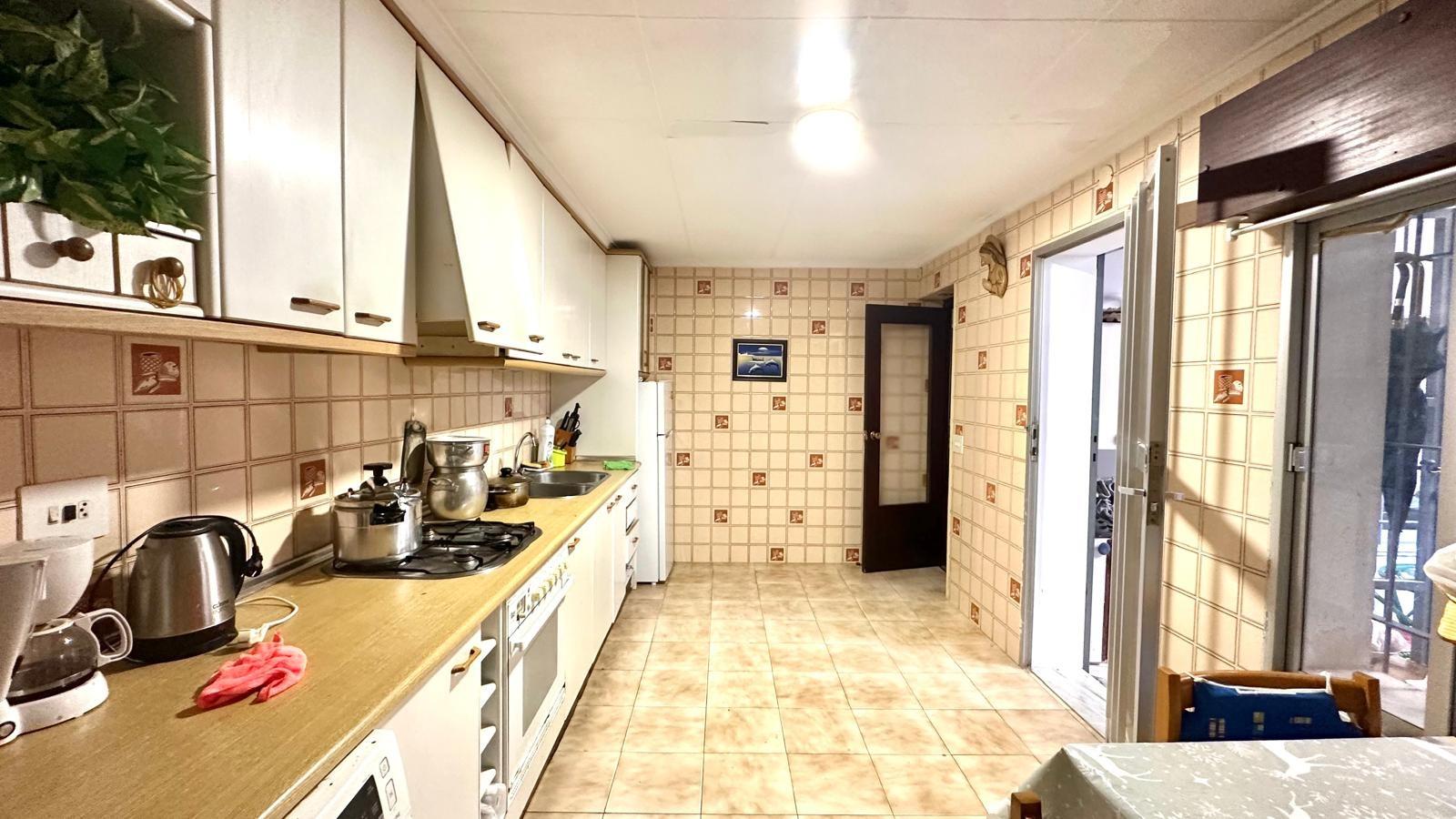For sale - 4 Bedroom 2 Bathroom Town House in Torrevieja - Playa Del Cura  - Alicante