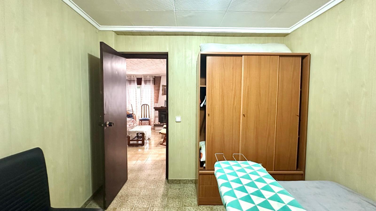 For sale - 4 Bedroom 2 Bathroom Town House in Torrevieja - Playa Del Cura  - Alicante