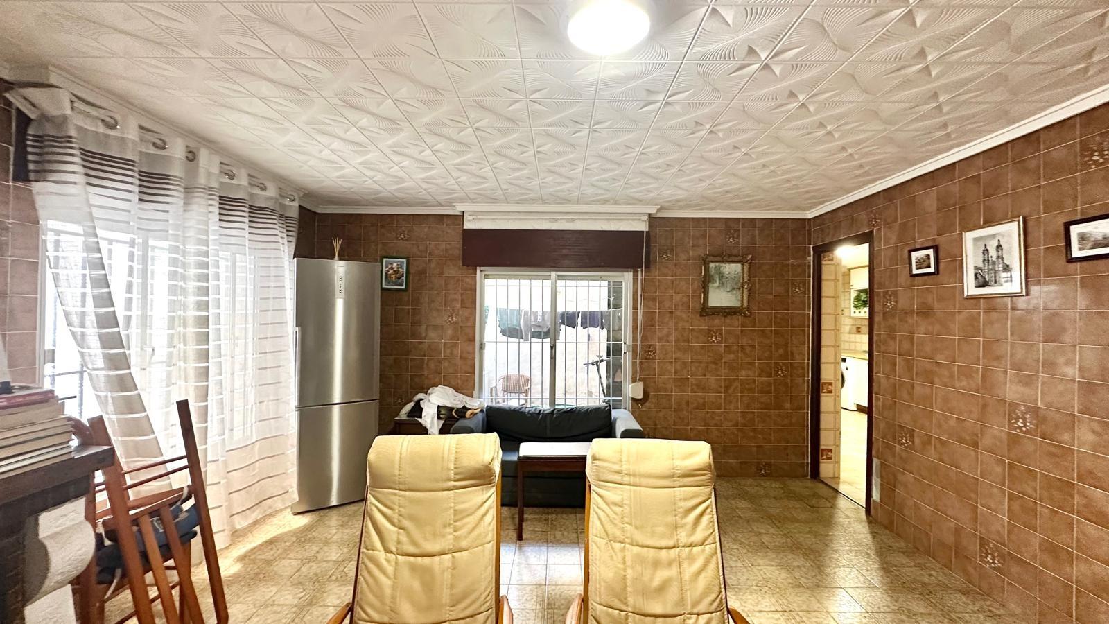 For sale - 4 Bedroom 2 Bathroom Town House in Torrevieja - Playa Del Cura  - Alicante