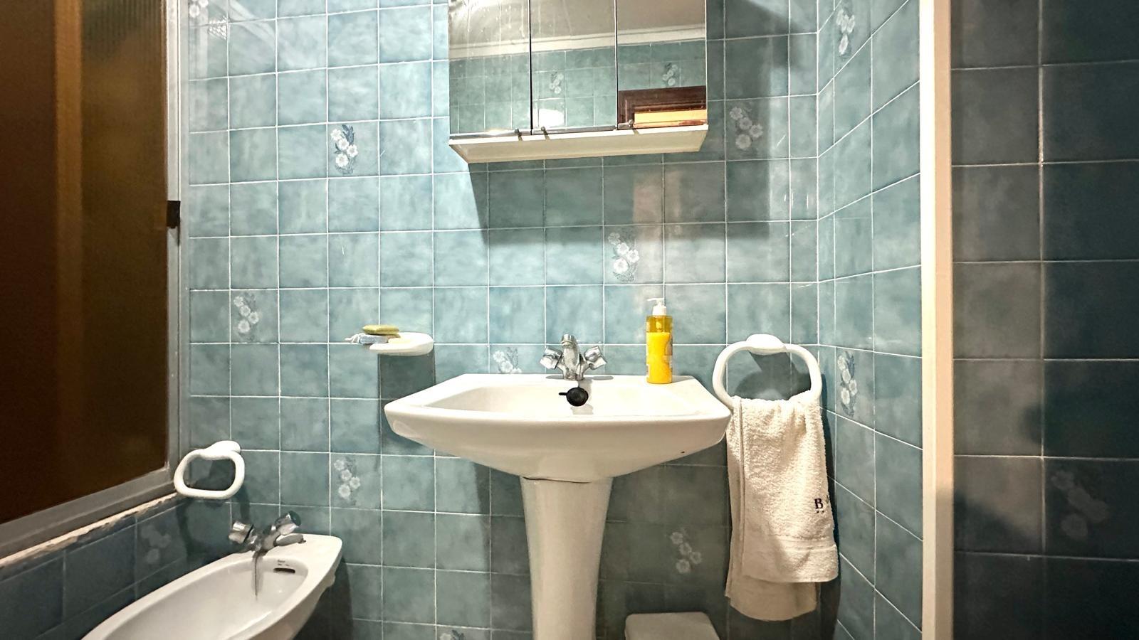 For sale - 4 Bedroom 2 Bathroom Town House in Torrevieja - Playa Del Cura  - Alicante