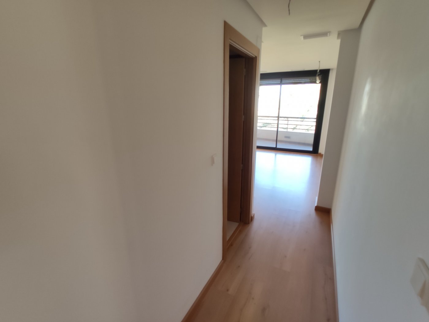 For sale - 3 Bedroom 2 Bathroom Apartment in Torrevieja - Puerto  - Alicante