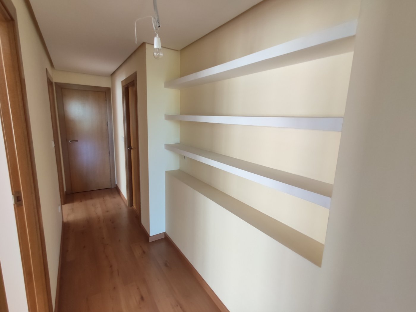 For sale - 3 Bedroom 2 Bathroom Apartment in Torrevieja - Puerto  - Alicante