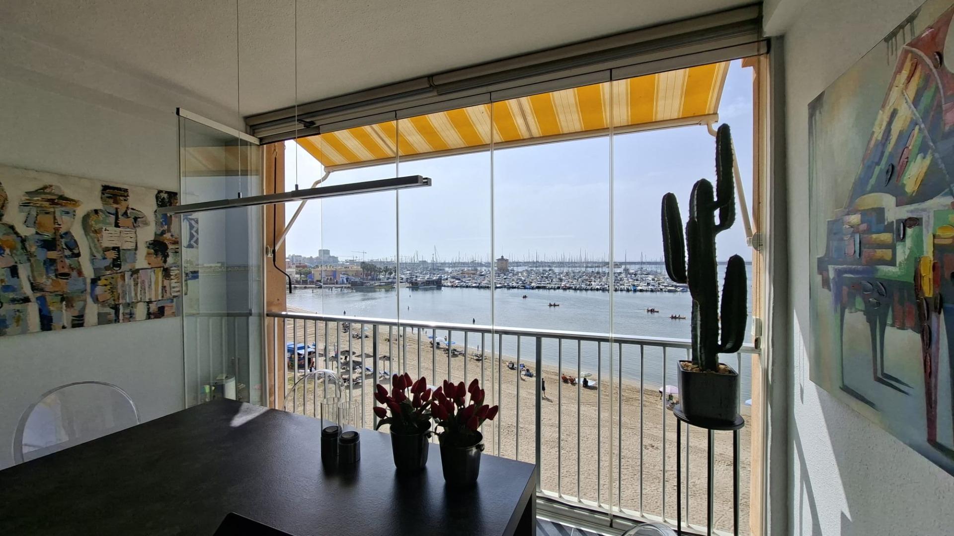 For sale - 3 Bedroom 2 Bathroom Apartment in Torrevieja - Acequion  - Alicante