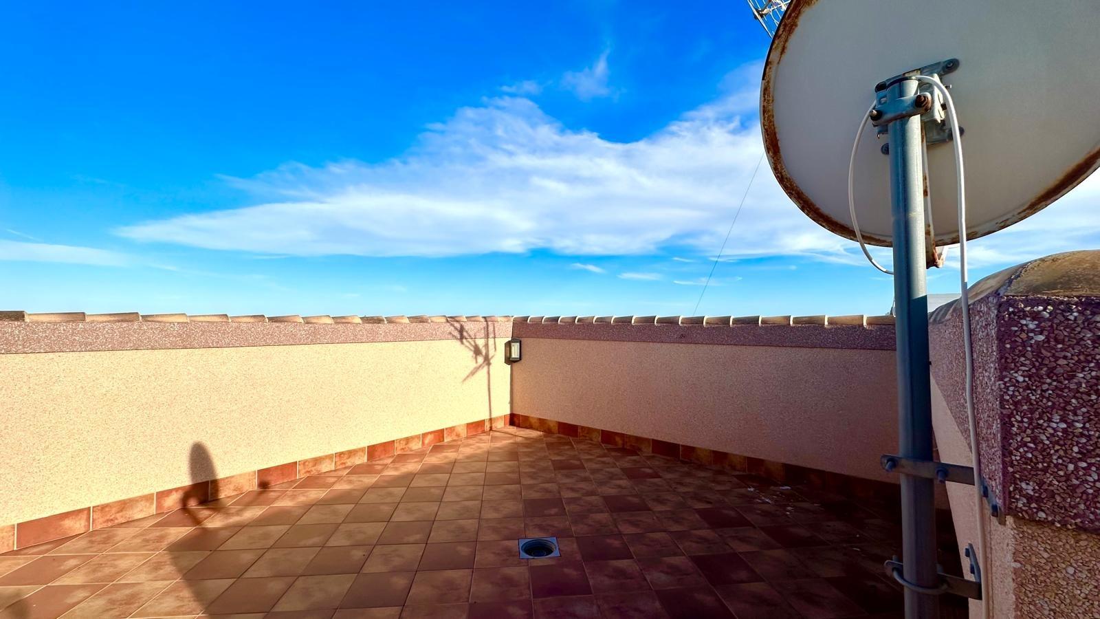 For sale - 4 Bedroom 3 Bathroom Town House in Torrevieja - La Siesta  - Alicante
