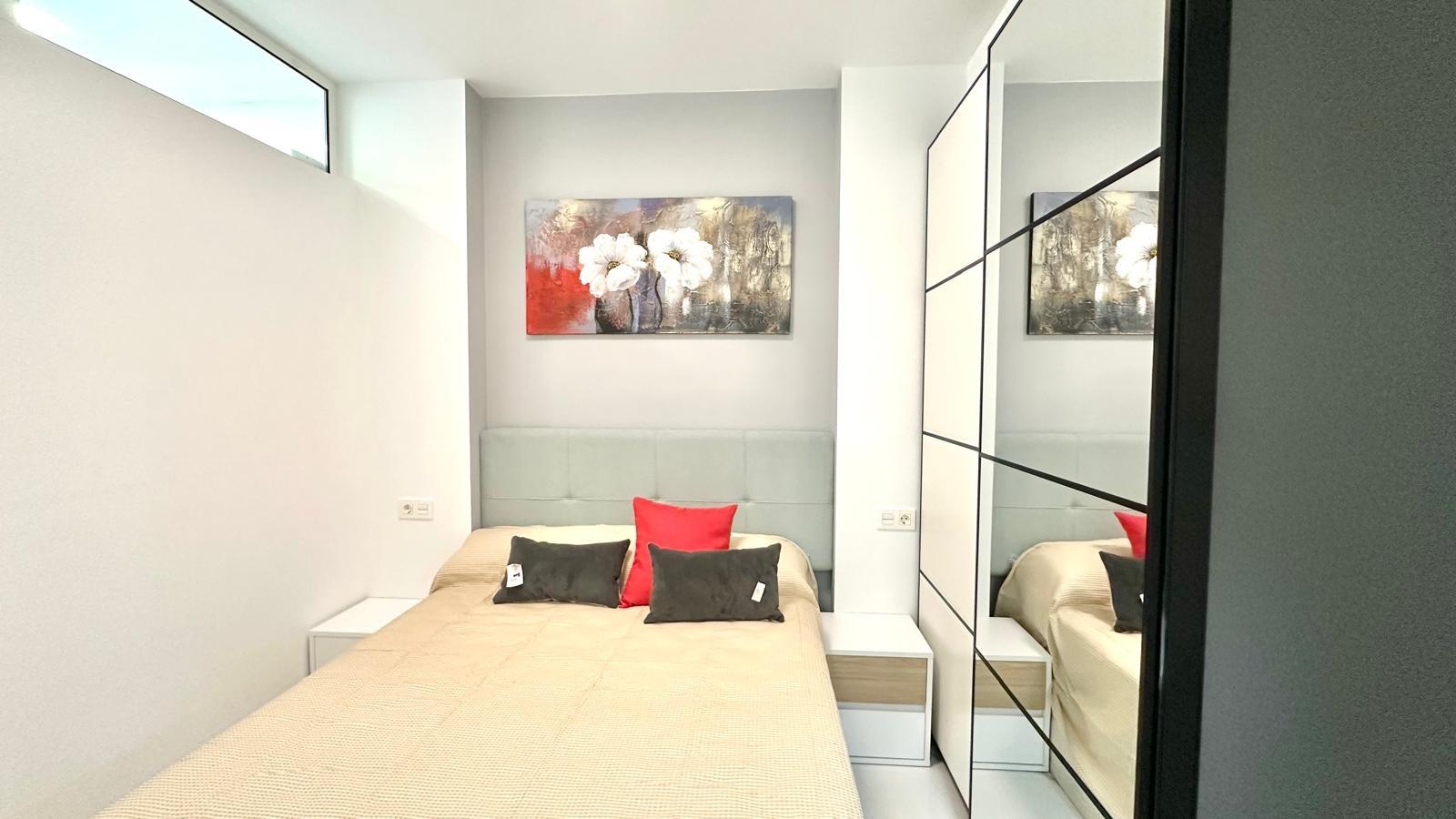 For sale - 2 Bedroom 2 Bathroom Apartment in Torrevieja - Playa Del Cura  - Alicante