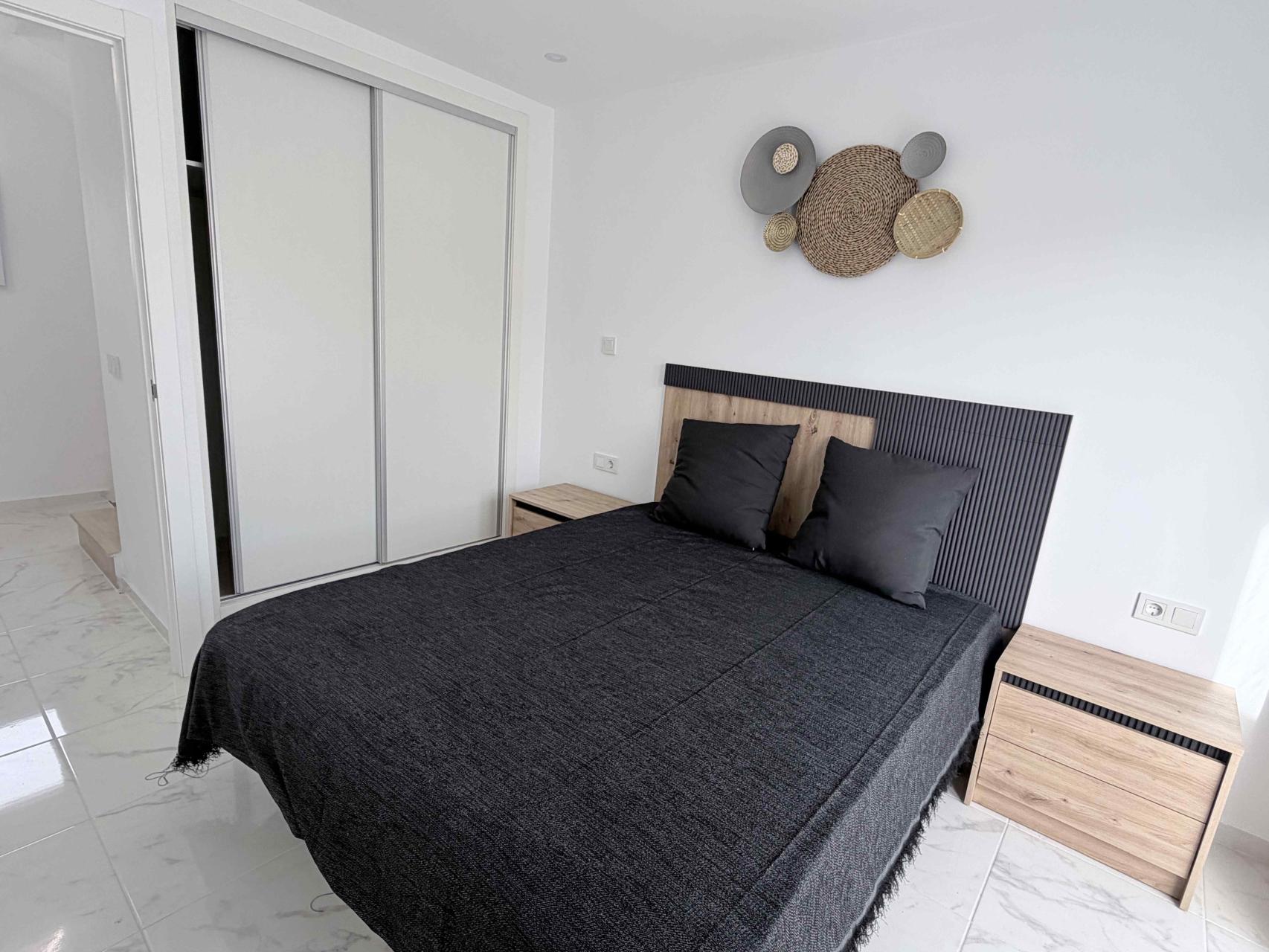 For sale - 3 Bedroom 2 Bathroom Town House in Torrevieja - Costa Blanca  - Alicante