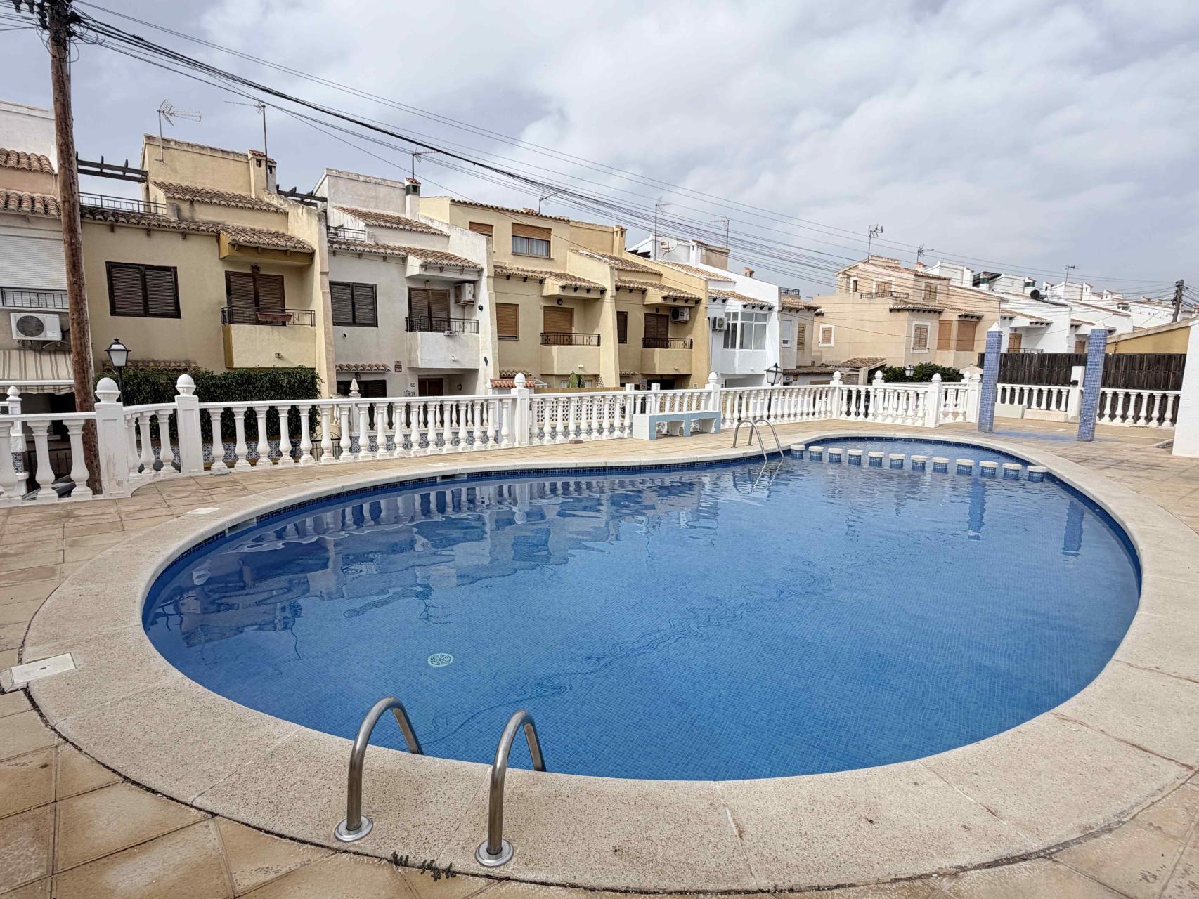 For sale - 3 Bedroom 2 Bathroom Town House in Torrevieja - Costa Blanca  - Alicante