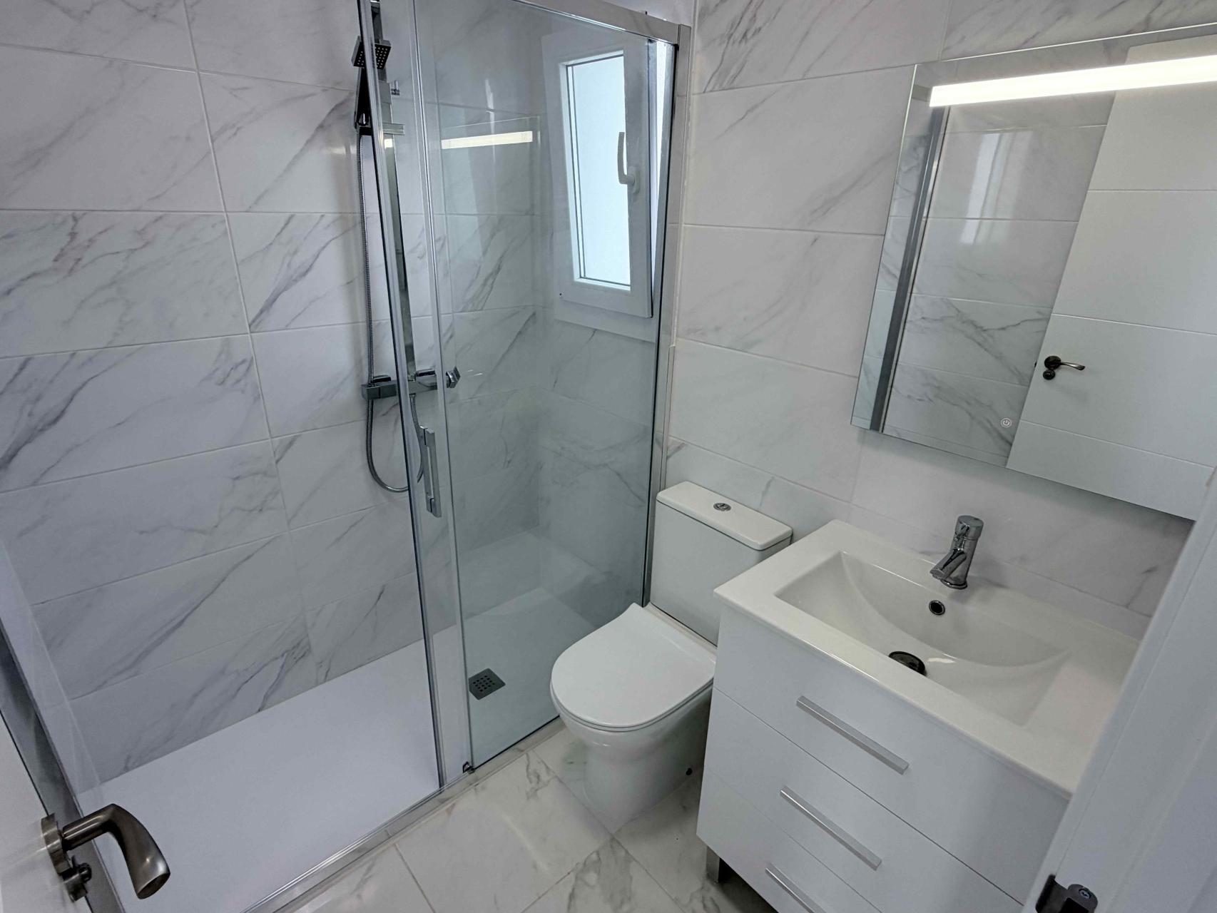 For sale - 3 Bedroom 2 Bathroom Town House in Torrevieja - Costa Blanca  - Alicante