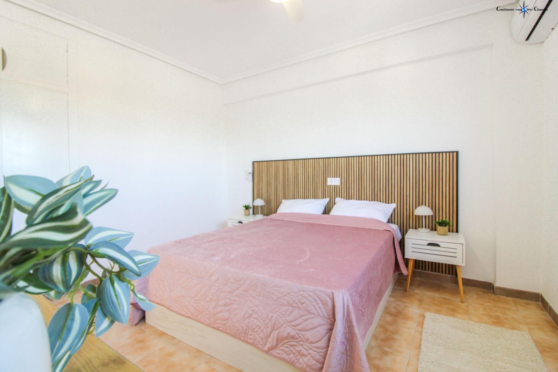 For sale - 2 Bedroom 2 Bathroom Penthouse in Torrevieja - Punta Prima  - Alicante