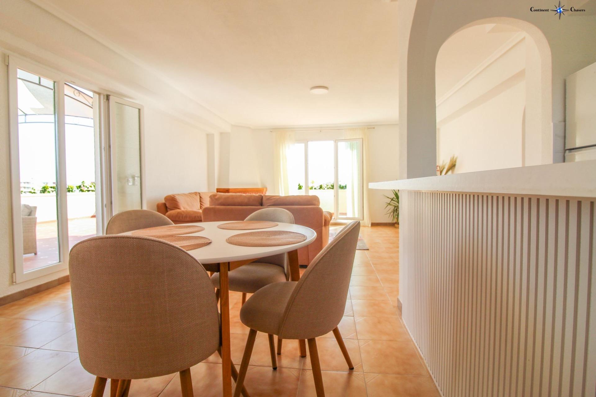 For sale - 2 Bedroom 2 Bathroom Penthouse in Torrevieja - Punta Prima  - Alicante