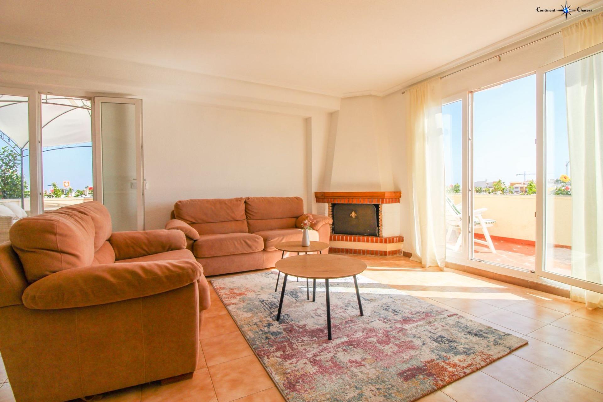 For sale - 2 Bedroom 2 Bathroom Penthouse in Torrevieja - Punta Prima  - Alicante