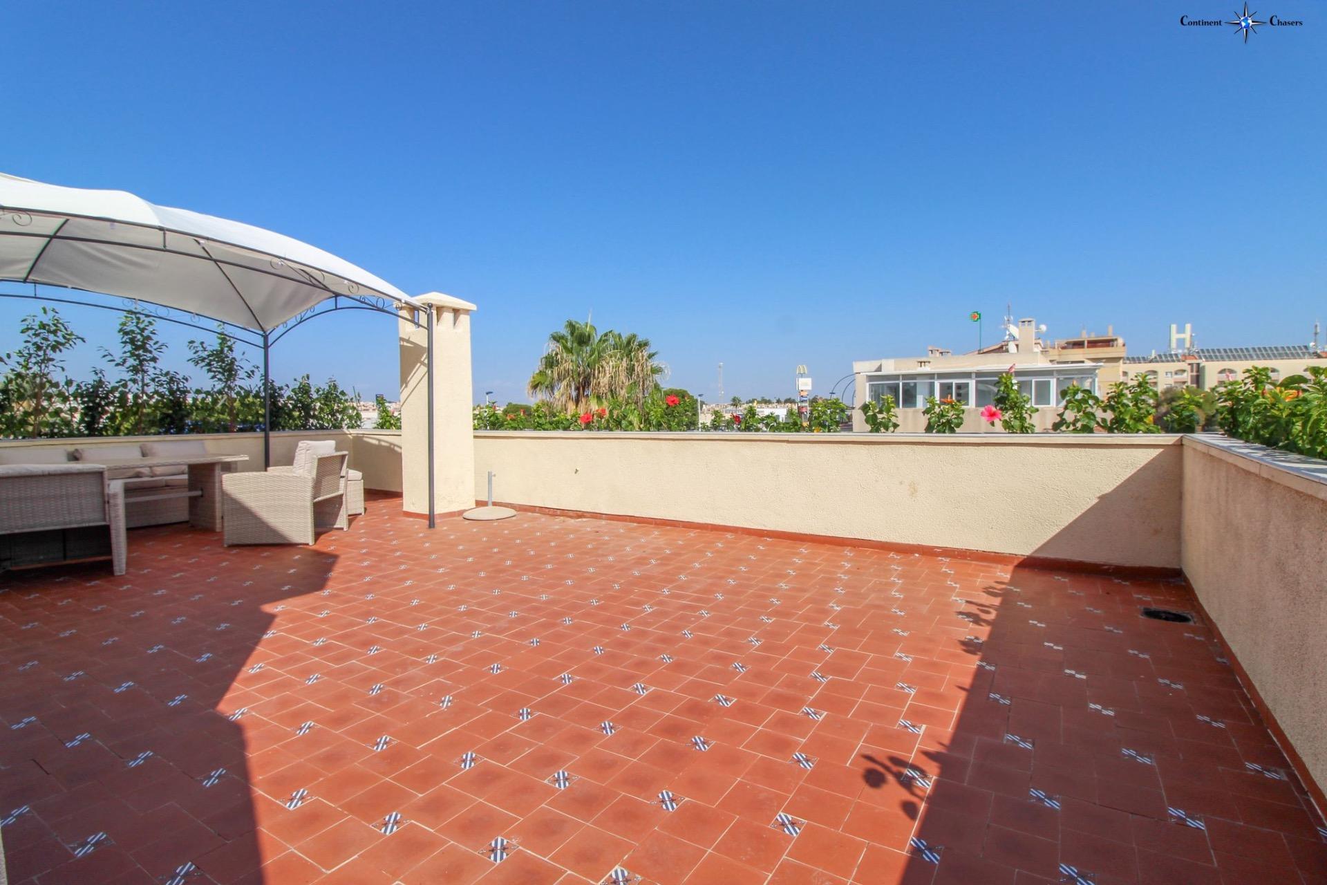 For sale - 2 Bedroom 2 Bathroom Penthouse in Torrevieja - Punta Prima  - Alicante