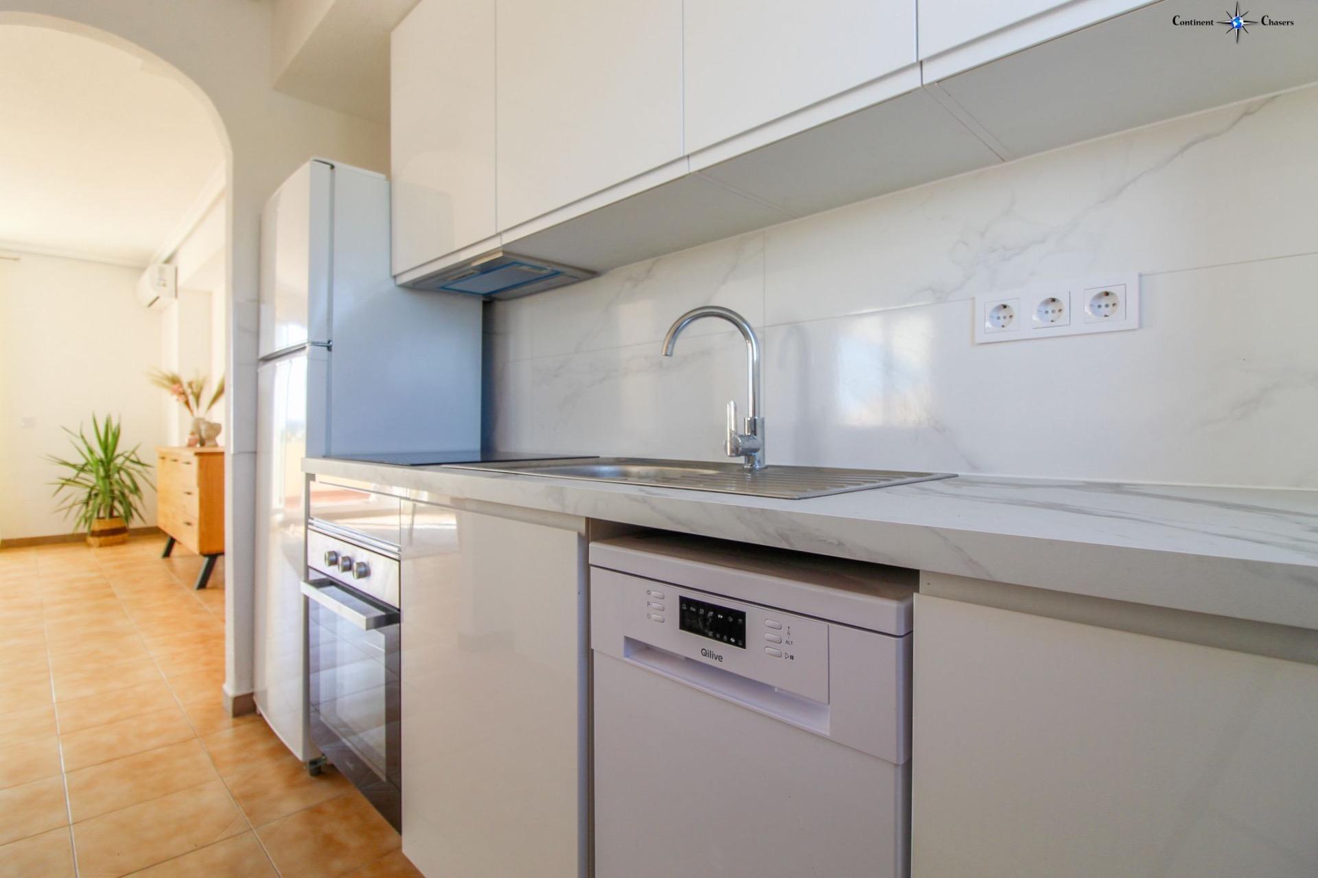For sale - 2 Bedroom 2 Bathroom Penthouse in Torrevieja - Punta Prima  - Alicante