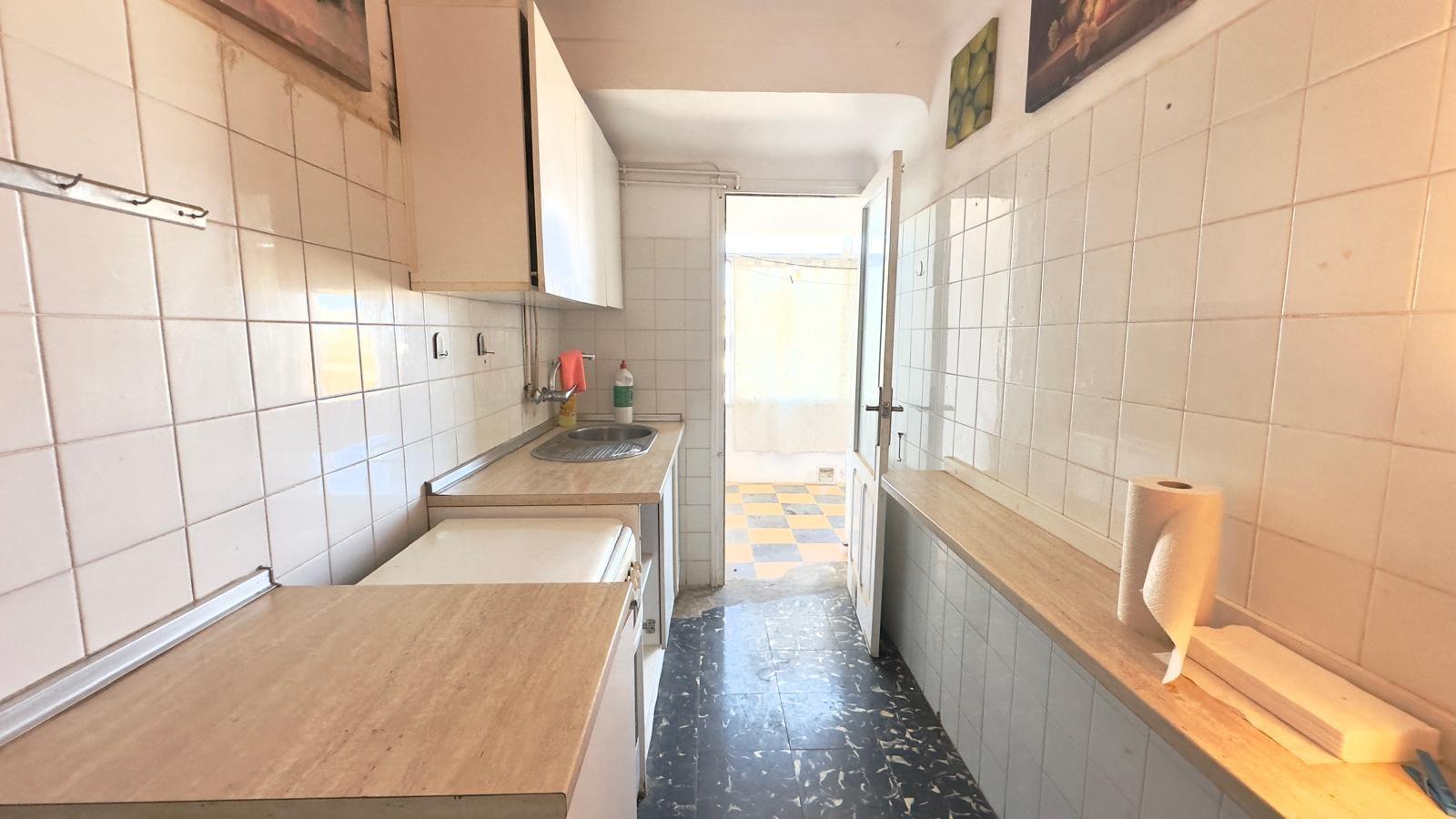 For sale - 3 Bedroom 2 Bathroom Apartment in Torrevieja - Zona Los Frutales  - Alicante