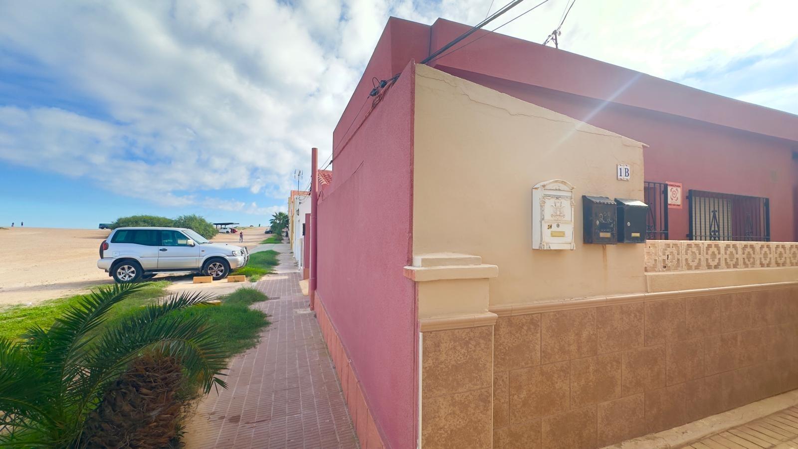For sale - 3 Bedroom 2 Bathroom Apartment in Torrevieja - Zona Los Frutales  - Alicante
