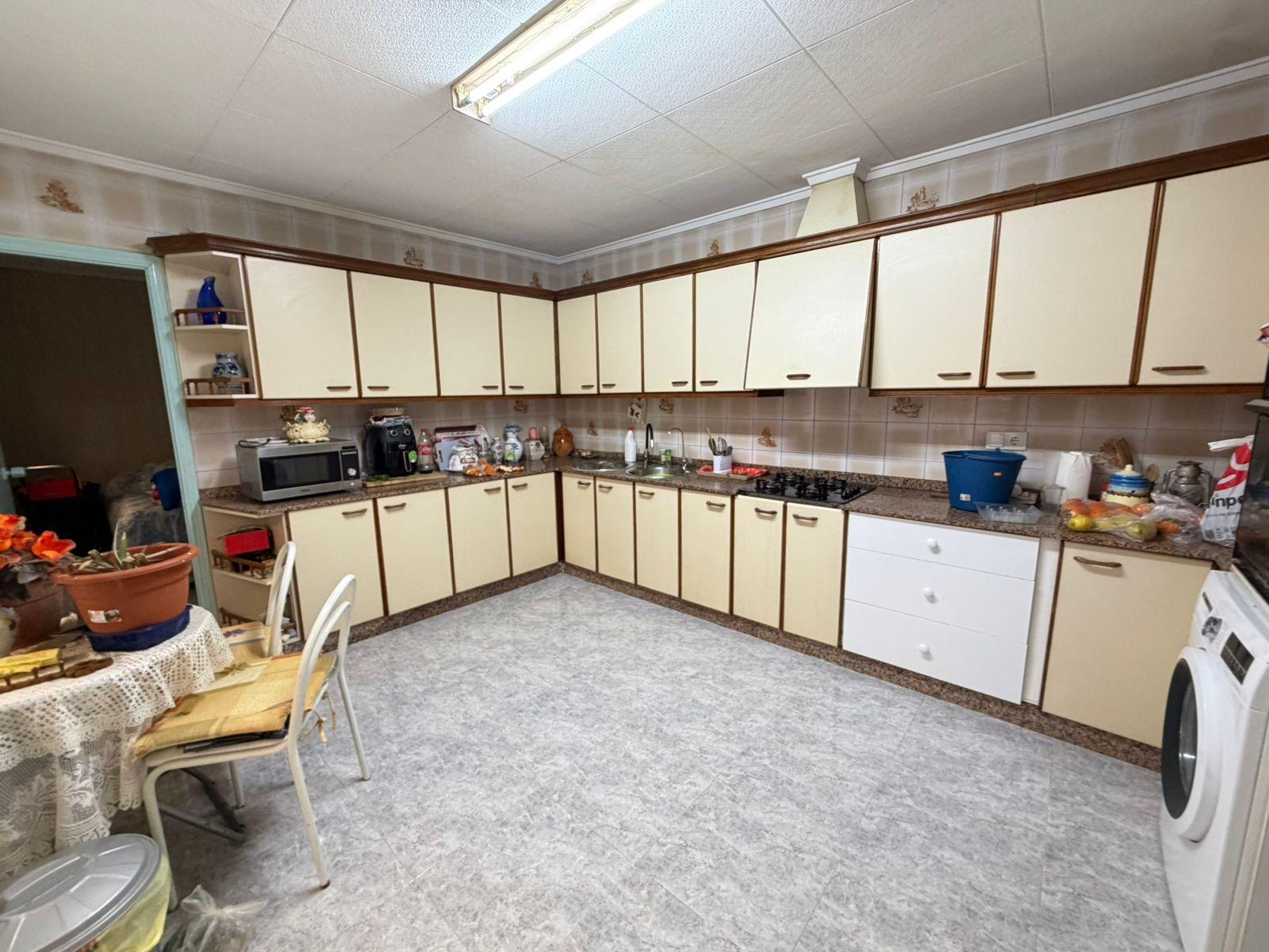 For sale - 3 Bedroom 1 Bathroom Apartment in Torrevieja - Playa Del Cura  - Alicante