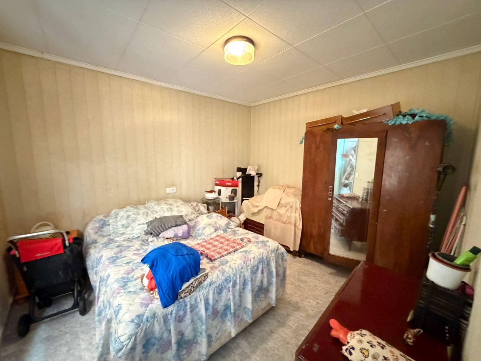 For sale - 3 Bedroom 1 Bathroom Apartment in Torrevieja - Playa Del Cura  - Alicante