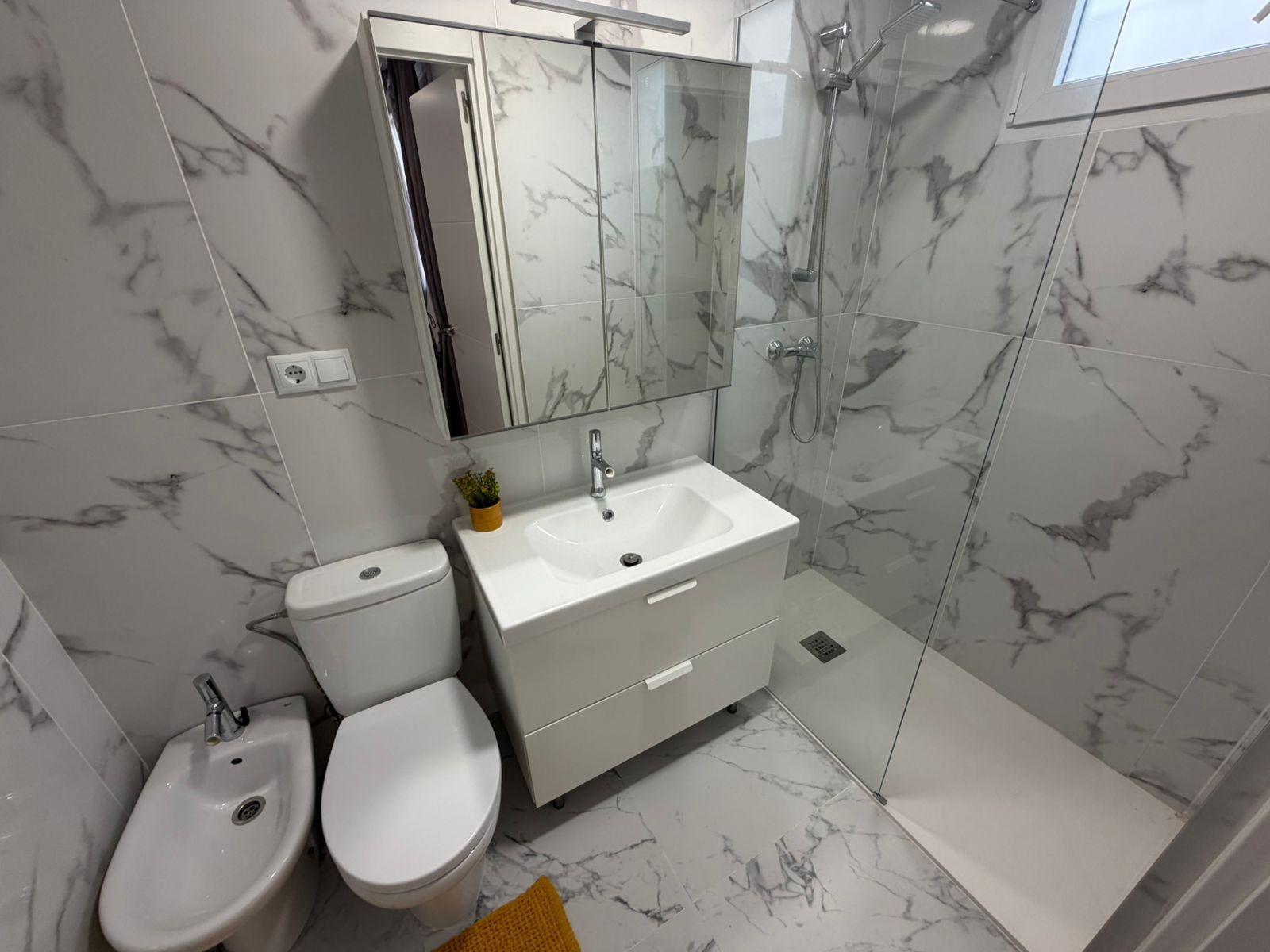 For sale - 4 Bedroom 4 Bathroom Semi Detached in Torrevieja - Cabo Cervera  - Alicante