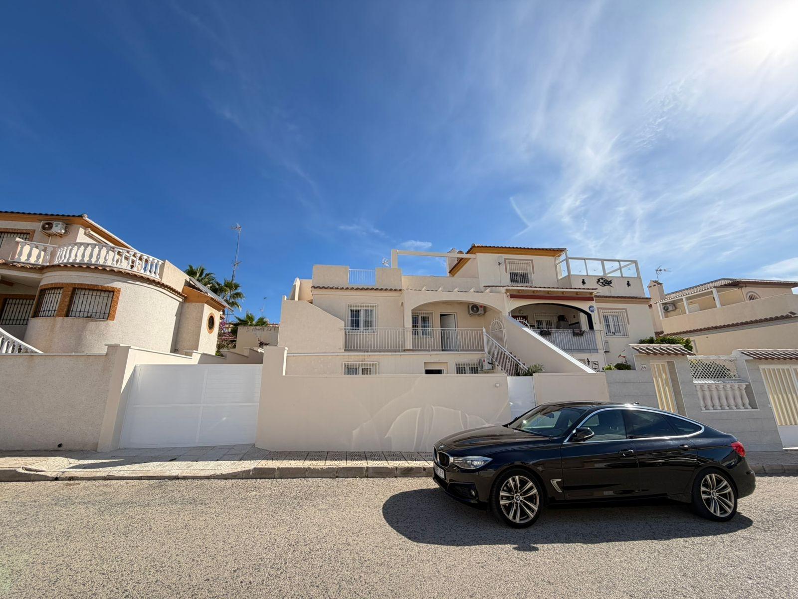 For sale - 4 Bedroom 4 Bathroom Semi Detached in Torrevieja - Cabo Cervera  - Alicante