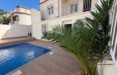 27-45-488-11-996/77468, 4 Bedroom 4 Bathroom Semi Detached in Torrevieja