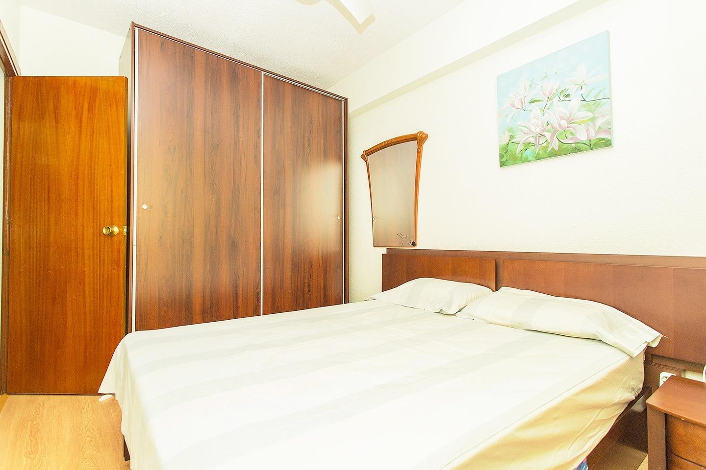 For sale - 3 Bedroom 2 Bathroom Apartment in Torrevieja - Playa Del Cura  - Alicante