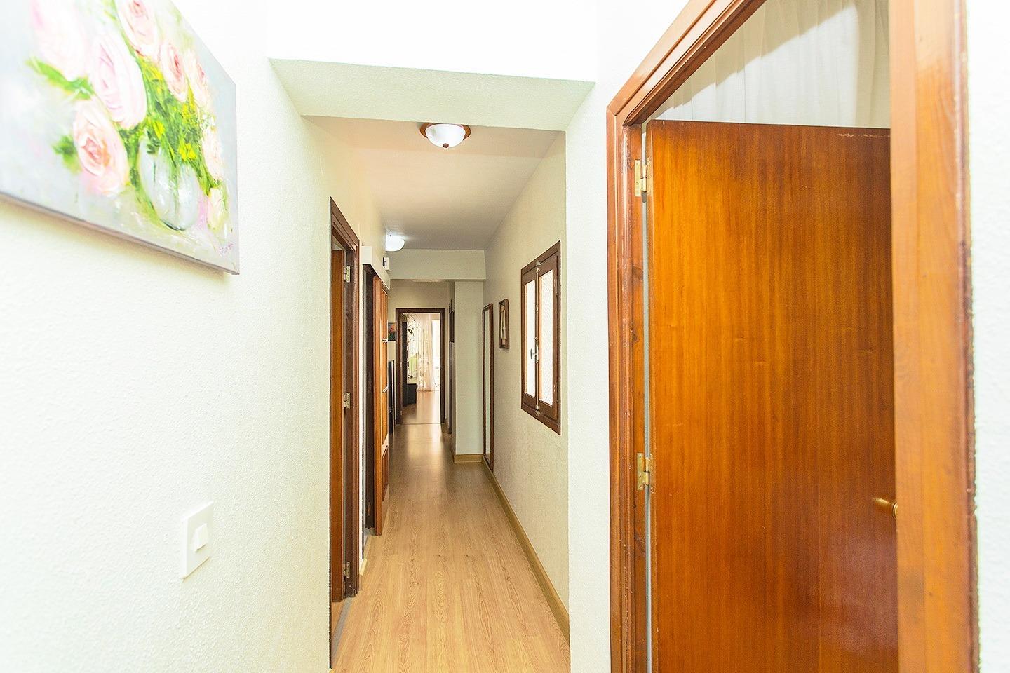For sale - 3 Bedroom 2 Bathroom Apartment in Torrevieja - Playa Del Cura  - Alicante