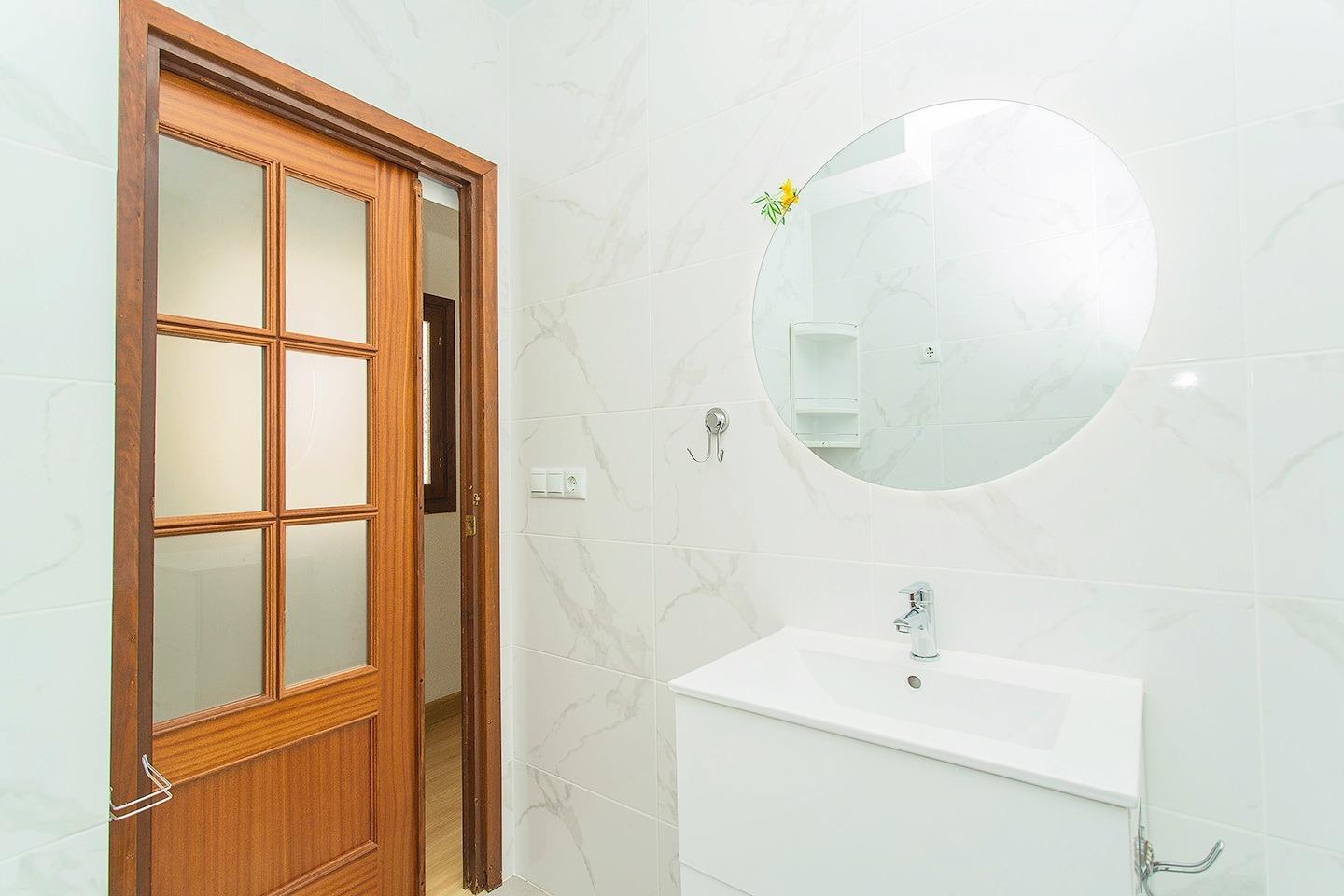 For sale - 3 Bedroom 2 Bathroom Apartment in Torrevieja - Playa Del Cura  - Alicante